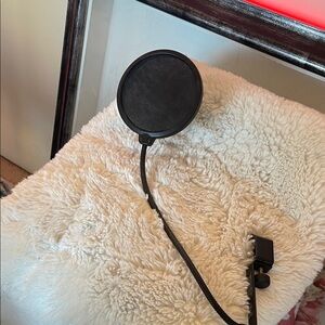 Black Microphone Pop Filter